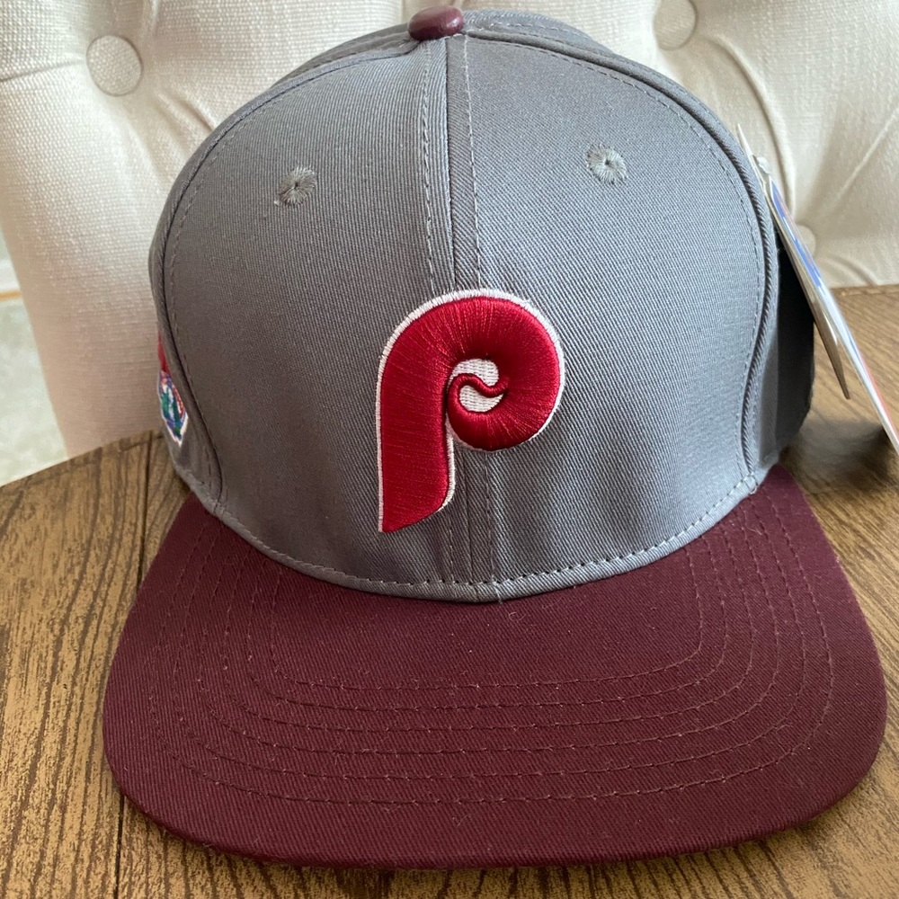 Phillies Luxury collection vintage hat